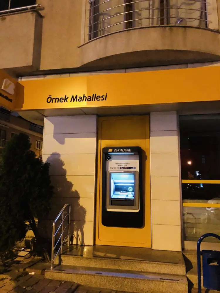 VakıfBank Ataşehir Örnek Mahallesi Şubesi — Bankalar, Ataşehir · fotoğraf 3
