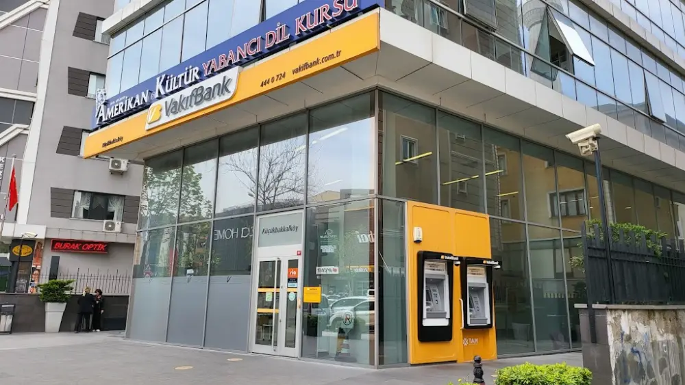 VakıfBank Küçükbakkalköy Şubesi — Bankalar, Ataşehir · fotoğraf 2