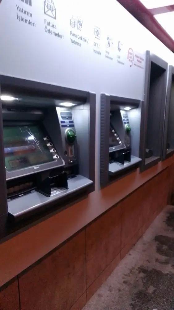 Ziraat Bankası Bağcılar/İstanbul Şubesi — Bankalar, Bağcılar · fotoğraf 3