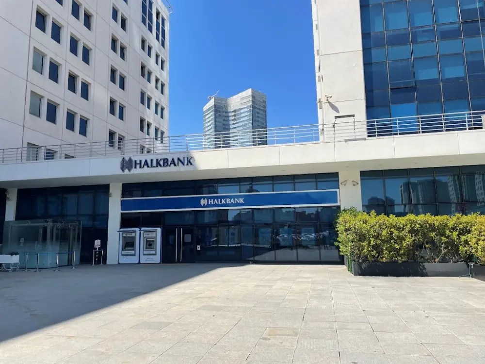 Halkbank Merkez İstanbul Şubesi — Bankalar, Ümraniye · fotoğraf 2