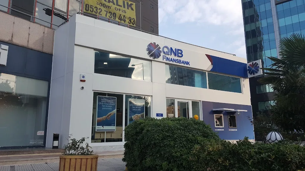 QNB İçerenköy Şubesi — Bankalar, Ataşehir · fotoğraf 1