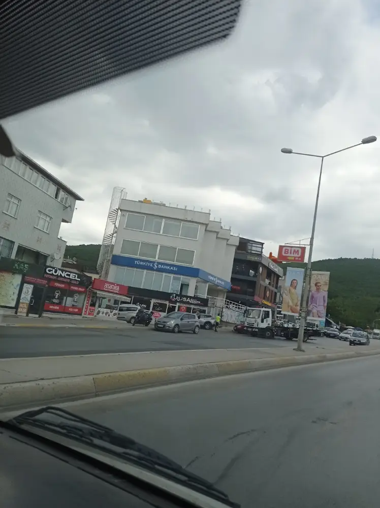Türkiye İş Bankası Yeditepe Üniversitesi/İstanbul Şubesi — Bankalar, Ataşehir · fotoğraf 4