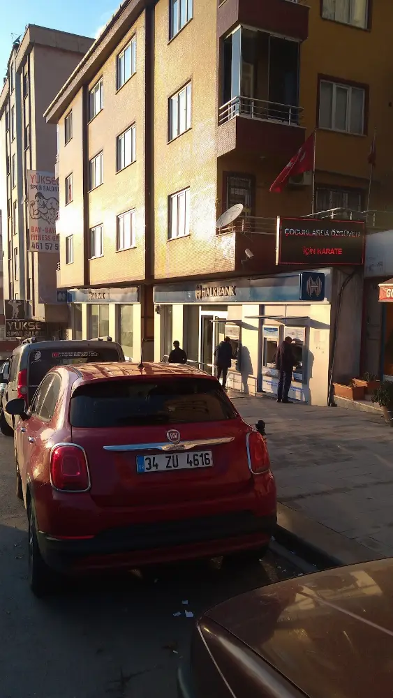 Halkbank Bağcılar Şubesi — Bankalar, Bağcılar · fotoğraf 4