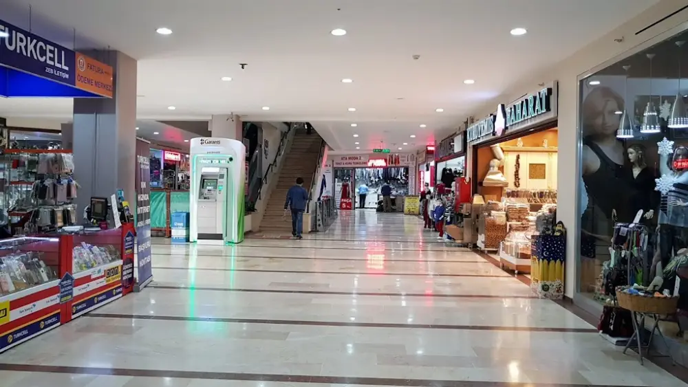 Mozaik Çarşı AVM — Bankalar, Ataşehir · fotoğraf 2