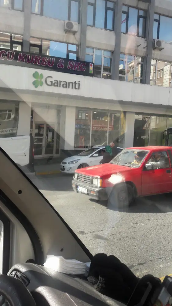 Garanti BBVA Bağcılar Şubesi — Bankalar, Bağcılar · fotoğraf 3