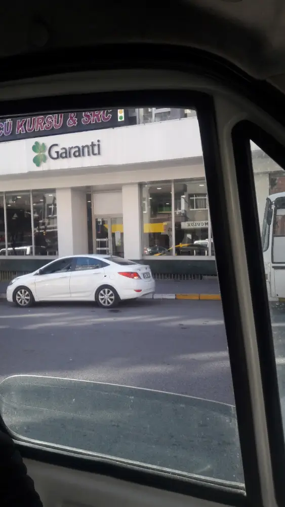 Garanti BBVA Bağcılar Şubesi — Bankalar, Bağcılar · fotoğraf 4