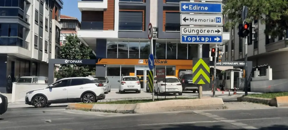 VakıfBank İstanbul Bahçelievler Şubesi — Bankalar, Bahçelievler · fotoğraf 3