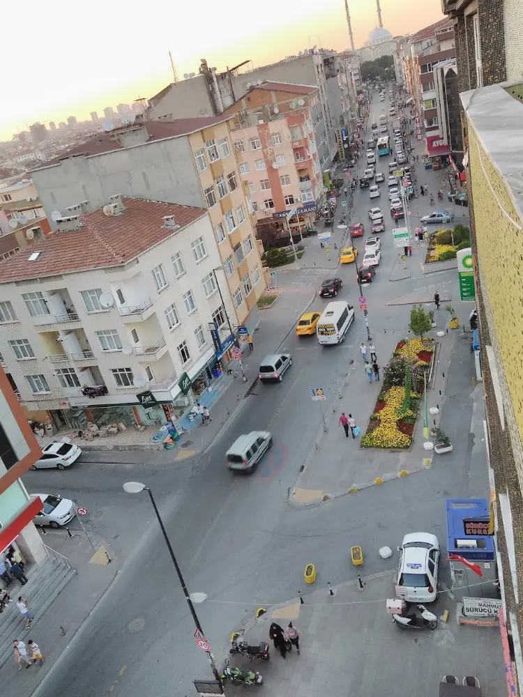 Ziraat Bankası Kocasinan-Bahçelievler/İstanbul Şubesi — Bankalar, Bahçelievler · fotoğraf 4