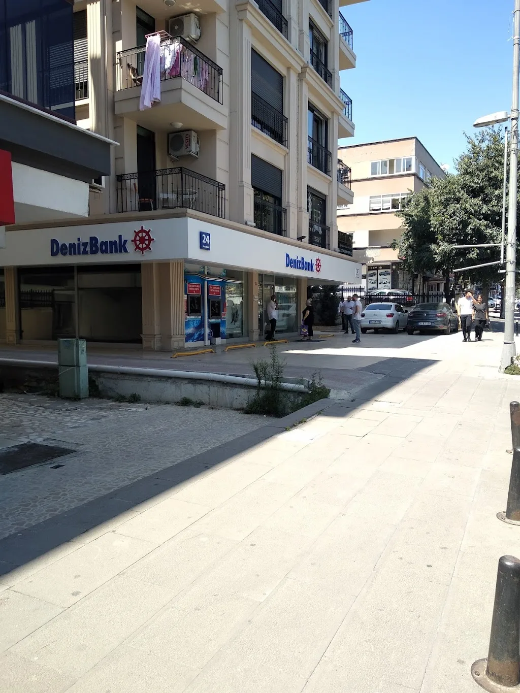 İstanbul Bahçelievler Denizbank — Bankalar, Bahçelievler · fotoğraf 1