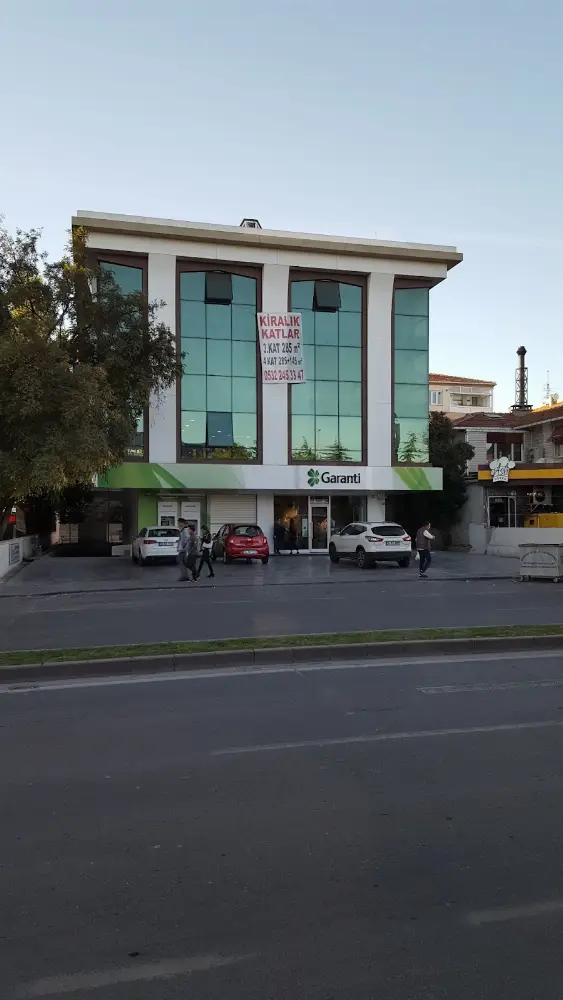 Garanti BBVA Yayla Şubesi — Bankalar, Bahçelievler · fotoğraf 3