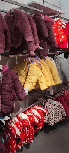 LC WAIKIKI Üsküdar — Erkek Giyim, Üsküdar · fotoğraf 3