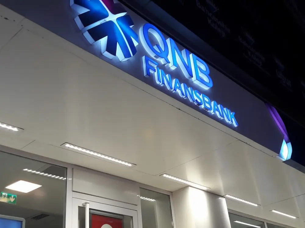 QNB Çarşı Güneşli Şubesi — Bankalar, Bağcılar · fotoğraf 2