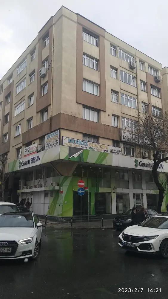 Garanti BBVA Yeşilbağ Şubesi — Bankalar, Bağcılar · fotoğraf 2