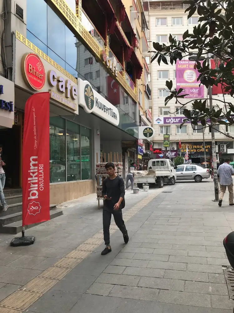 Kuveyt Türk Şirinevler Şubesi — Bankalar, Bahçelievler · fotoğraf 3