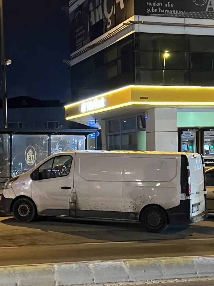 VakıfBank Yenibosna Radar Şubesi — Bankalar, Bahçelievler · fotoğraf 2