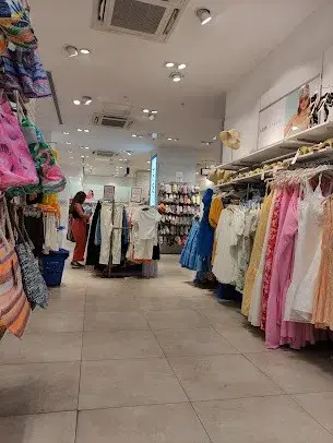 LC WAIKIKI Fatih — Erkek Giyim, Fatih · fotoğraf 4
