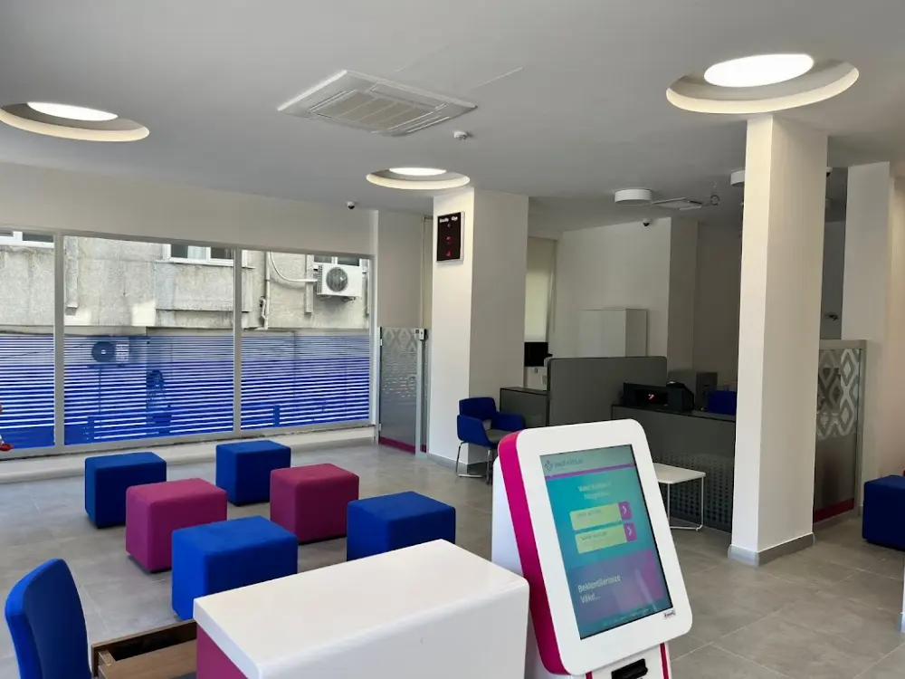 Vakıf Katılım Bahçelievler Şubesi — Bankalar, Bahçelievler · fotoğraf 2