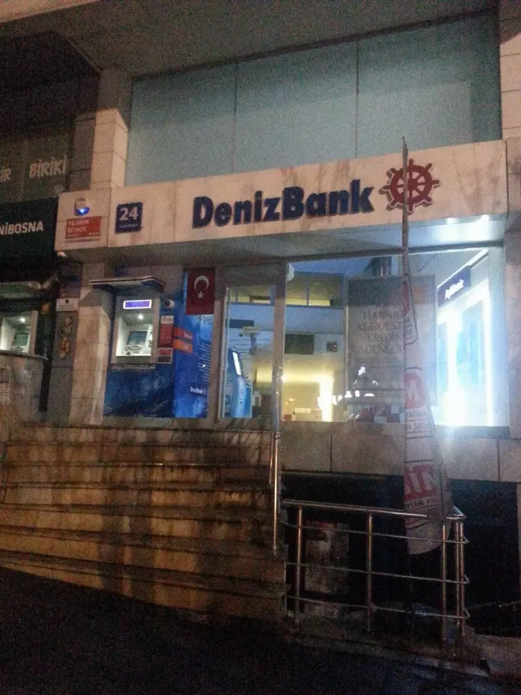 Denizbank — Bankalar, Bahçelievler · fotoğraf 3