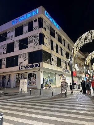 LC WAIKIKI Bağcılar
