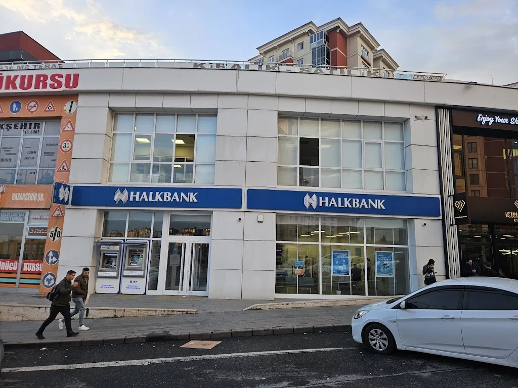 Halkbank Başakşehir Şubesi — Bankalar, Başakşehir · fotoğraf 1