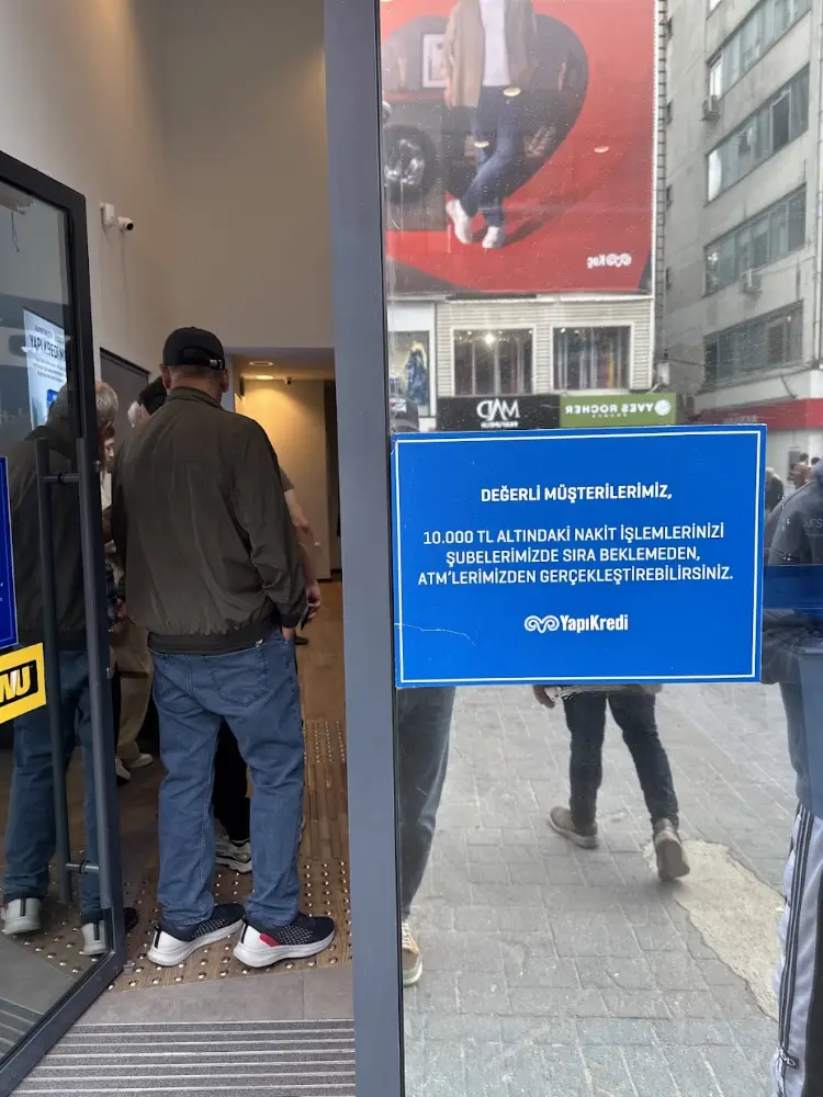 Yapı Kredi Bankası - Bakırköy Şubesi — Bankalar, Bakırköy · fotoğraf 4