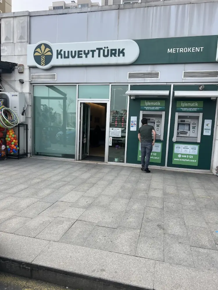 Kuveyt Türk Metrokent Şubesi — Bankalar, Başakşehir · fotoğraf 2