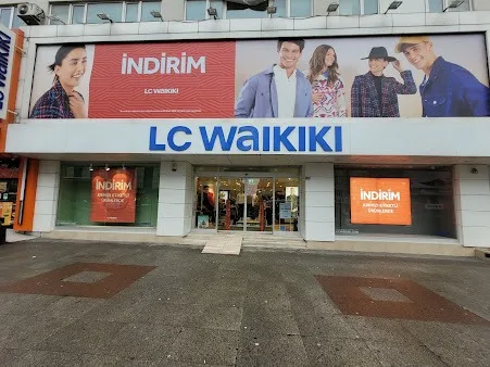 LC WAIKIKI Sultangazi — Erkek Giyim, Sultangazi · fotoğraf 1