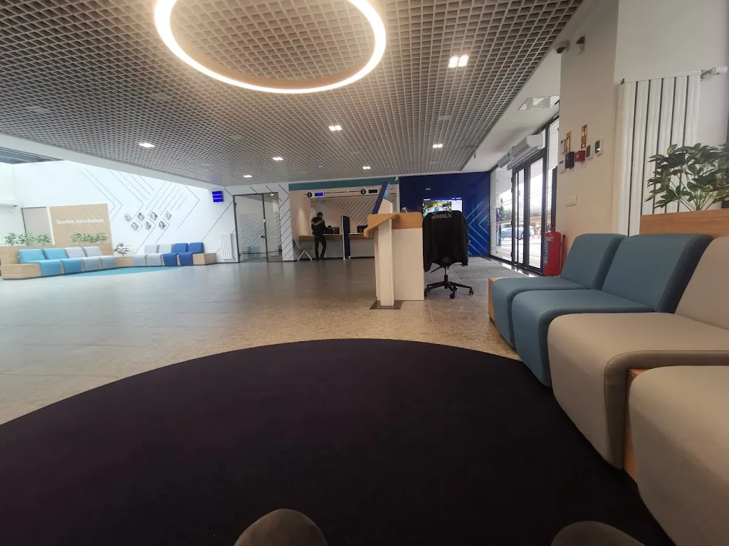 Halkbank Kayaşehir Şubesi — Bankalar, Başakşehir · fotoğraf 1