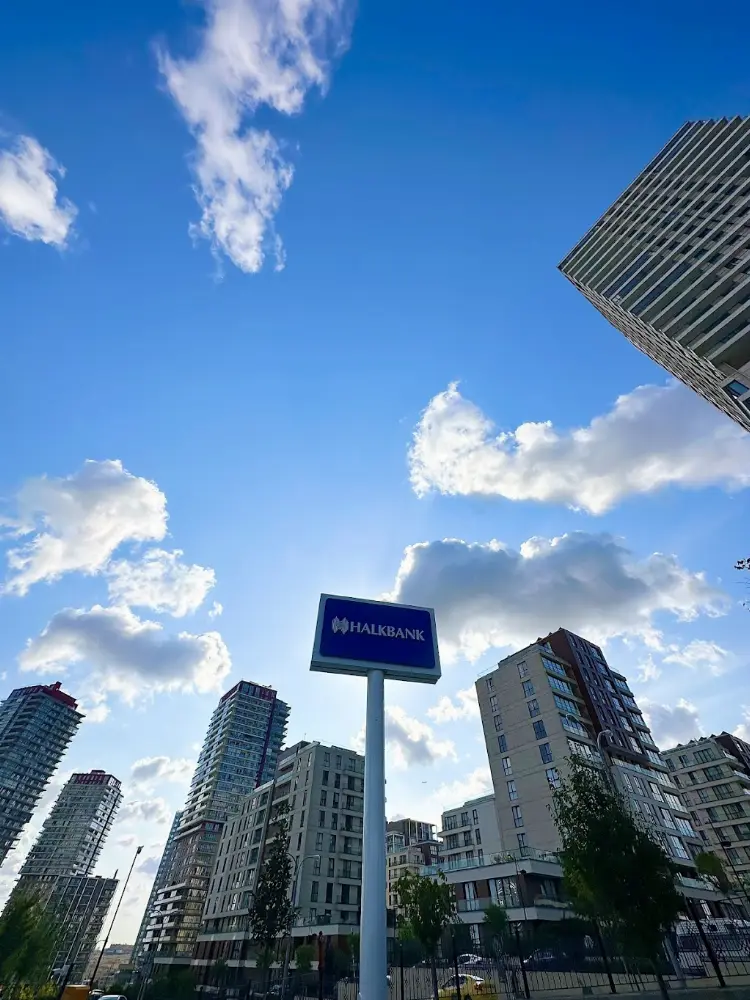 Halkbank Kayaşehir Şubesi — Bankalar, Başakşehir · fotoğraf 2