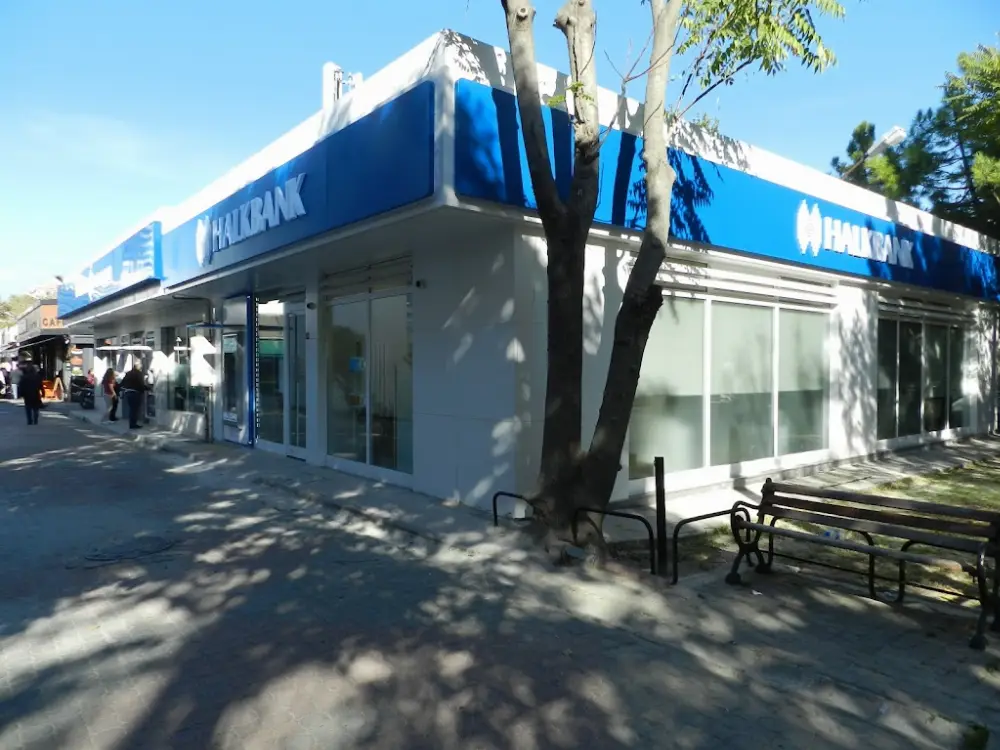 Halkbank Ataköy 5. Kısım Şubesi — Bankalar, Bakırköy · fotoğraf 2