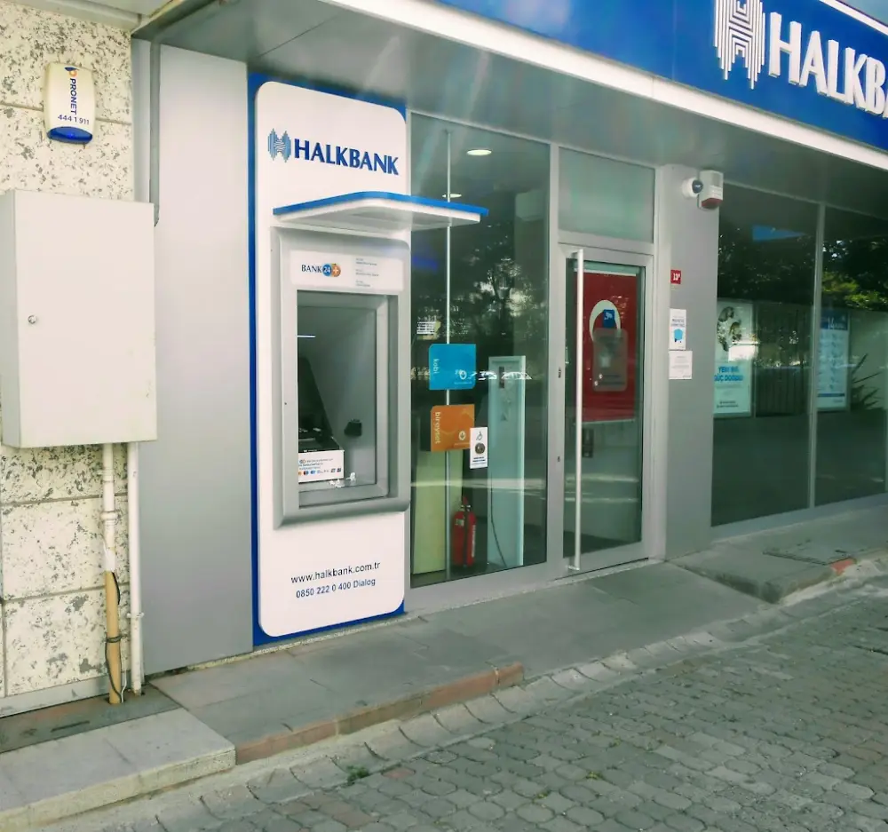 Halkbank Ataköy 5. Kısım Şubesi — Bankalar, Bakırköy · fotoğraf 4