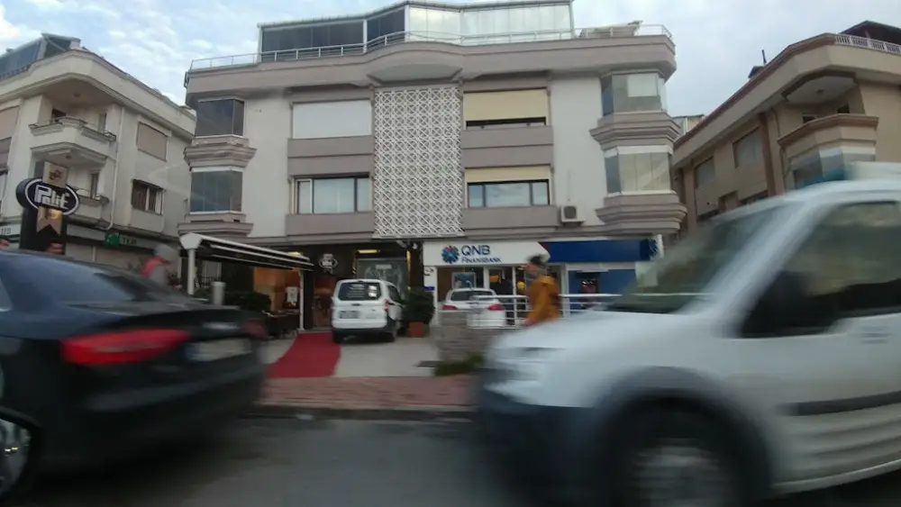QNB Florya Şubesi — Bankalar, Bakırköy · fotoğraf 2