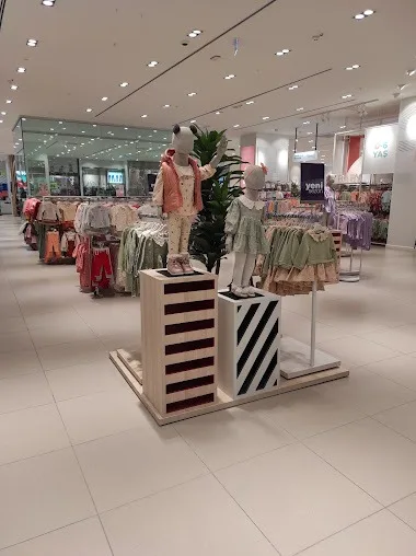 LC Waikiki Nautilus Avm Kadıköy