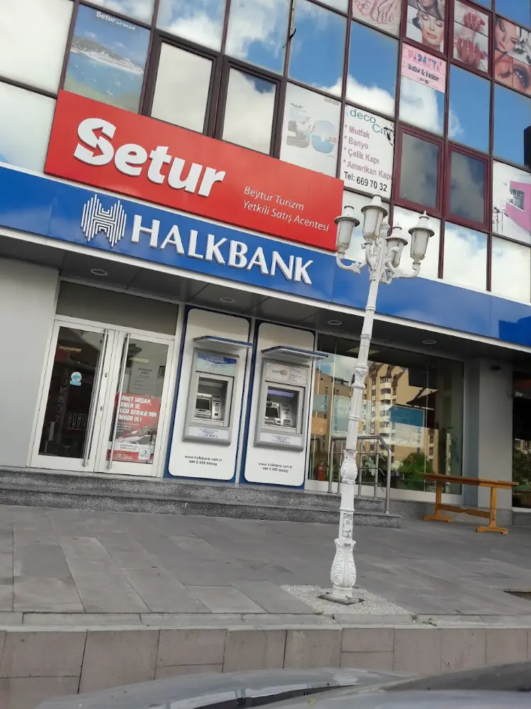 Halkbank Bahçeşehir Şubesi — Bankalar, Başakşehir · fotoğraf 2
