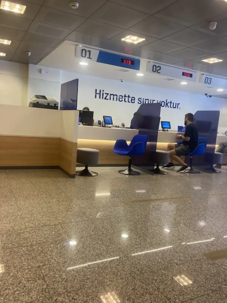 Yapı Kredi Bankası - Masko Şubesi — Bankalar, Başakşehir · fotoğraf 4