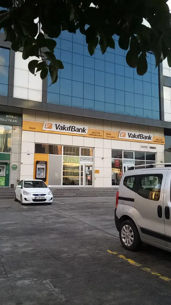 VakıfBank İkitelli Ticari Şubesi — Bankalar, Başakşehir · fotoğraf 3