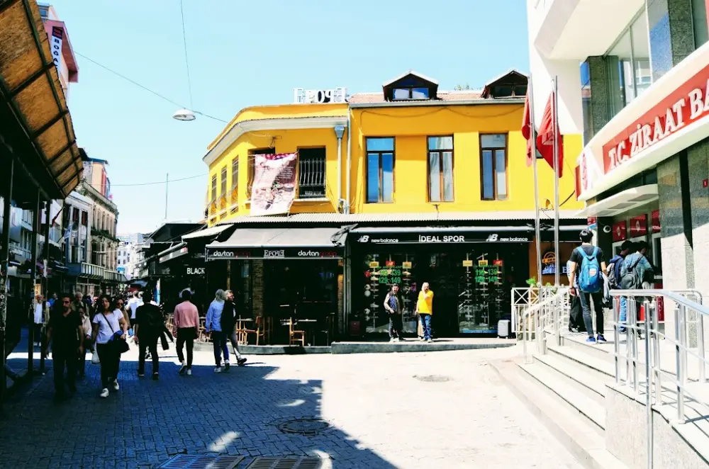Ziraat Bankası Beşiktaş/İstanbul Şubesi — Bankalar, Beşiktaş · fotoğraf 2