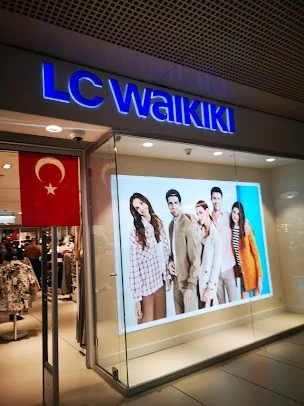 LC WAIKIKI Historia AVM Fatih