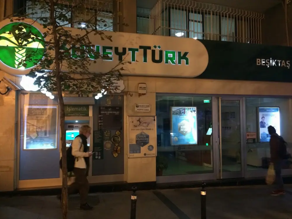 Kuveyt Türk Beşiktaş Şubesi — Bankalar, Beşiktaş · fotoğraf 3