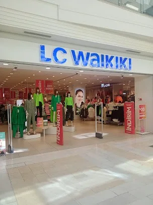 LC WAIKIKI Metropol İstanbul AVM Ataşehir — Erkek Giyim, Ataşehir · fotoğraf 1