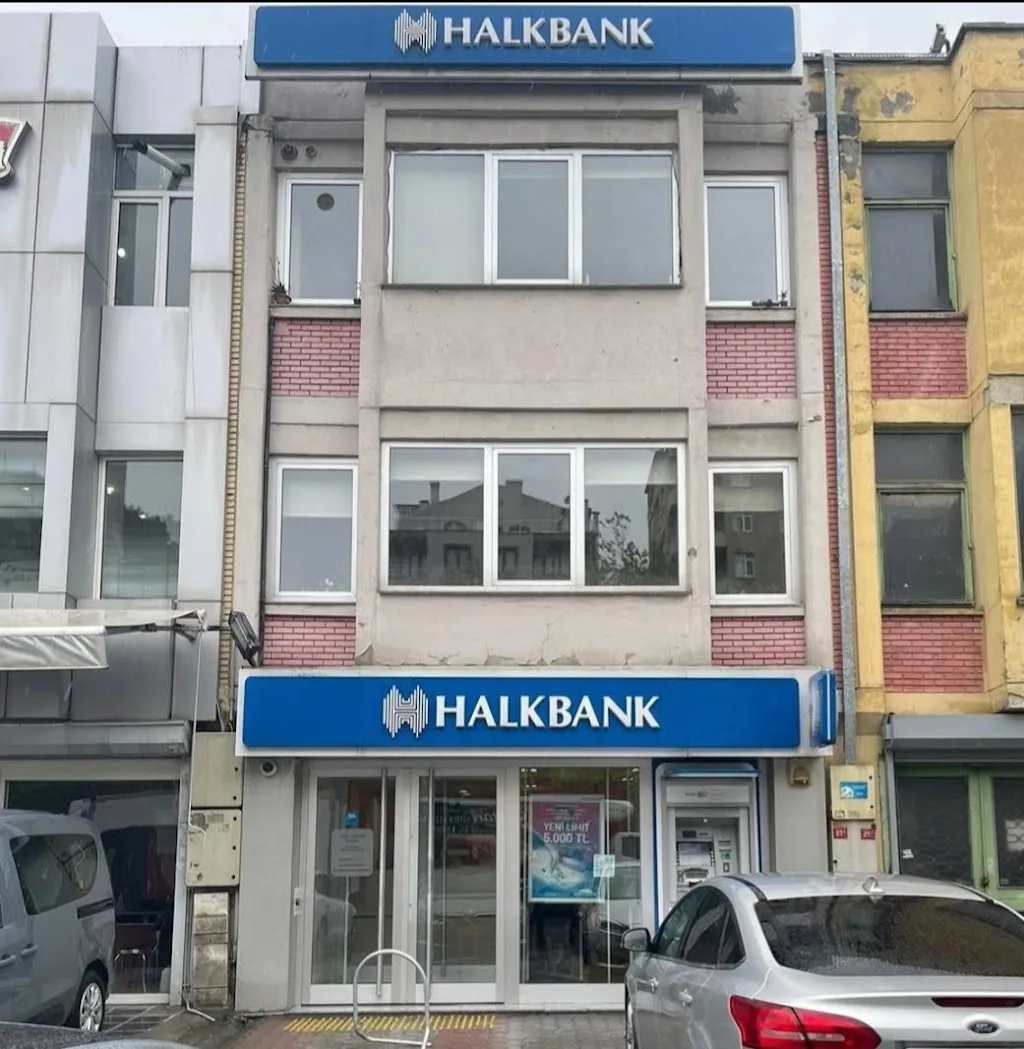 Halkbank Mega Center Şubesi — Bankalar, Bayrampaşa · fotoğraf 1