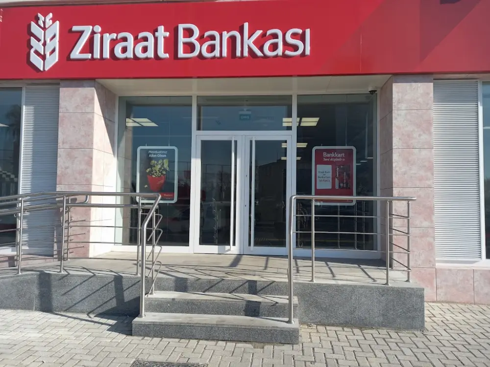 Ziraat Bankası Kuru Gıda Hali-Bayrampaşa/İstanbul Şubesi — Bankalar, Bayrampaşa · fotoğraf 3