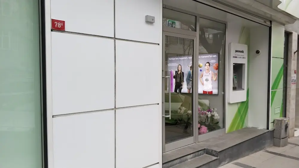Garanti BBVA Valideçeşme Şubesi — Bankalar, Beşiktaş · fotoğraf 2