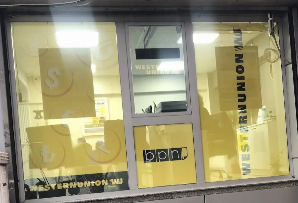 Western Union Bayrampaşa — Bankalar, Bayrampaşa · fotoğraf 3