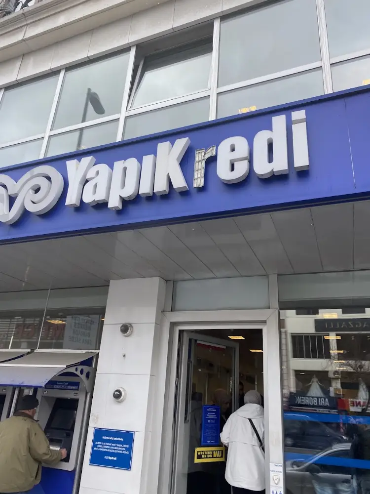 Yapı Kredi - Beşyüzevler Şubesi — Bankalar, Bayrampaşa · fotoğraf 2