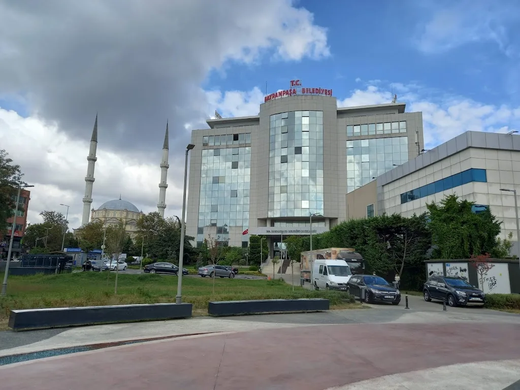 T.C. Bayrampaşa Belediyesi — Bankalar, Bayrampaşa · fotoğraf 1