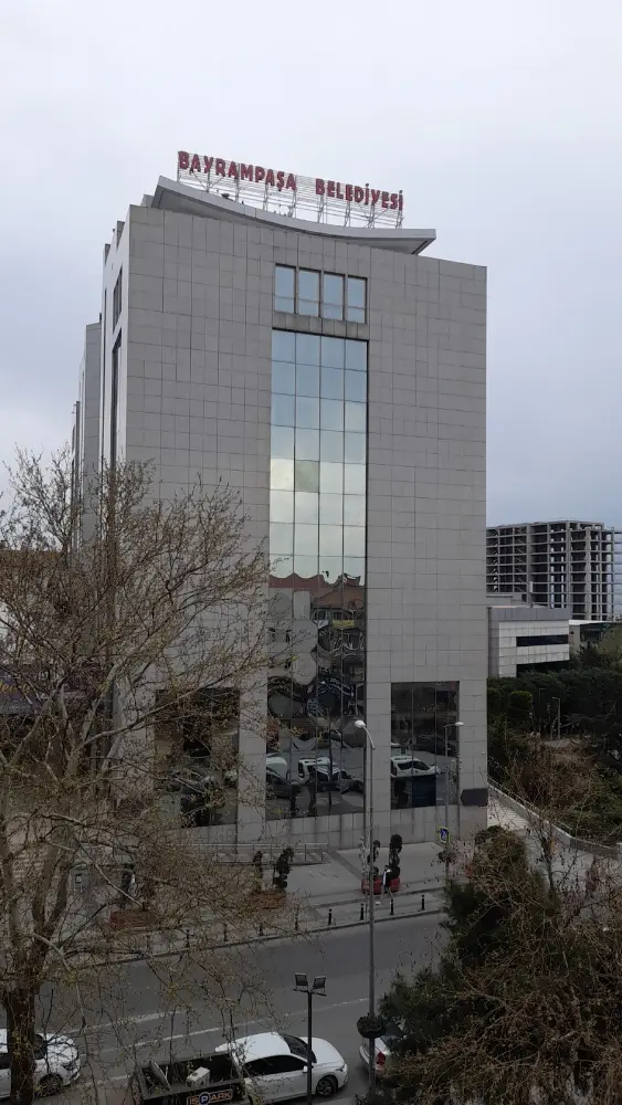 T.C. Bayrampaşa Belediyesi — Bankalar, Bayrampaşa · fotoğraf 2