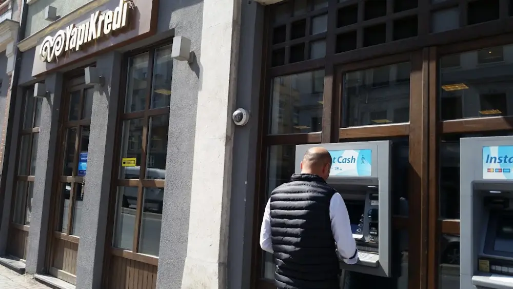 Yapı Kredi - Ortaköy Şubesi — Bankalar, Beşiktaş · fotoğraf 2