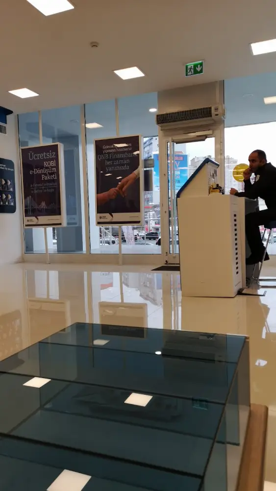 QNB Beylikdüzü Sanayi Şubesi — Bankalar, Beylikdüzü · fotoğraf 4