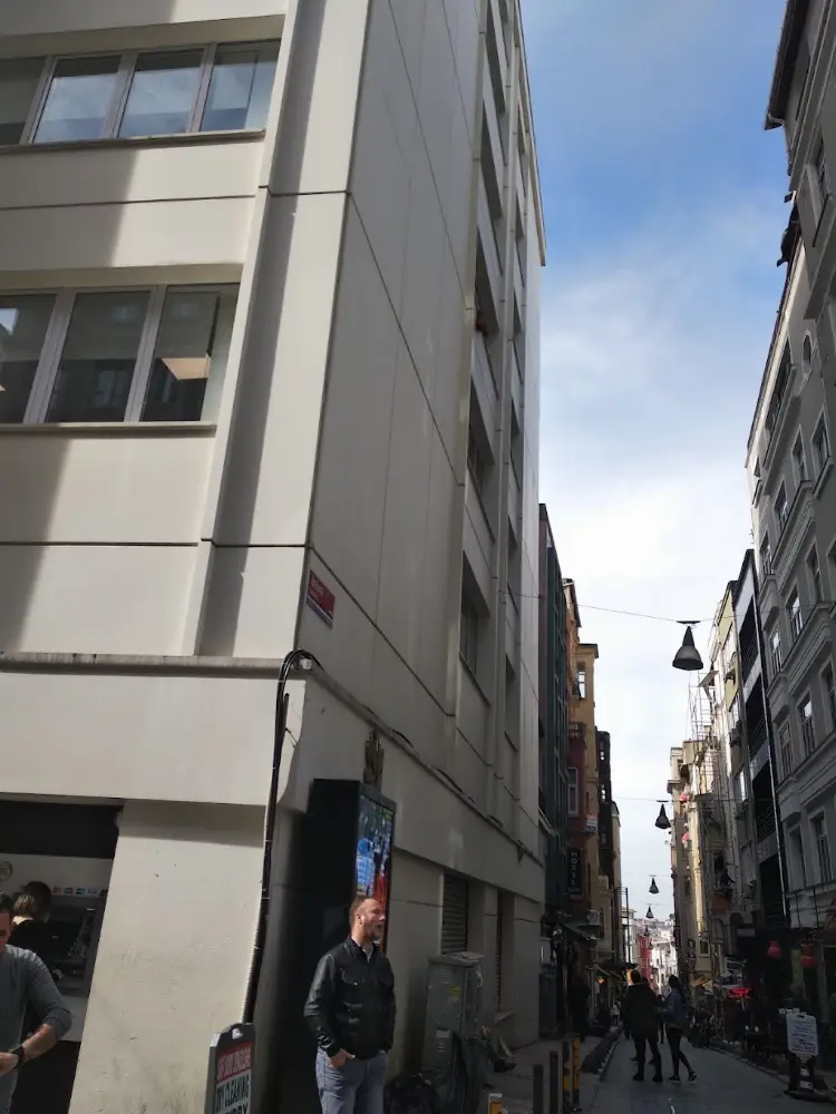 Ziraat Bankası Beyoğlu/İstanbul Şubesi — Bankalar, Beyoğlu · fotoğraf 3